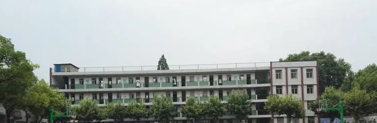 武汉市青山区钢城第二十小学